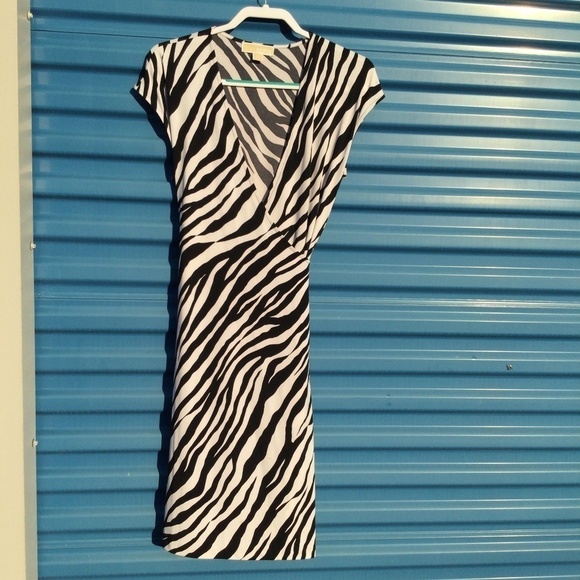 Michael Kors Collection Dresses & Skirts - Michael Kors true wrap black&white animal print dress sz M